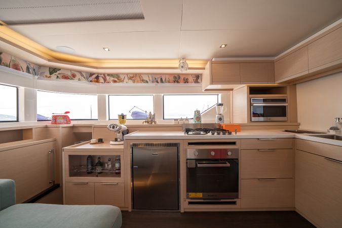 Lagoon 55 | Strafico