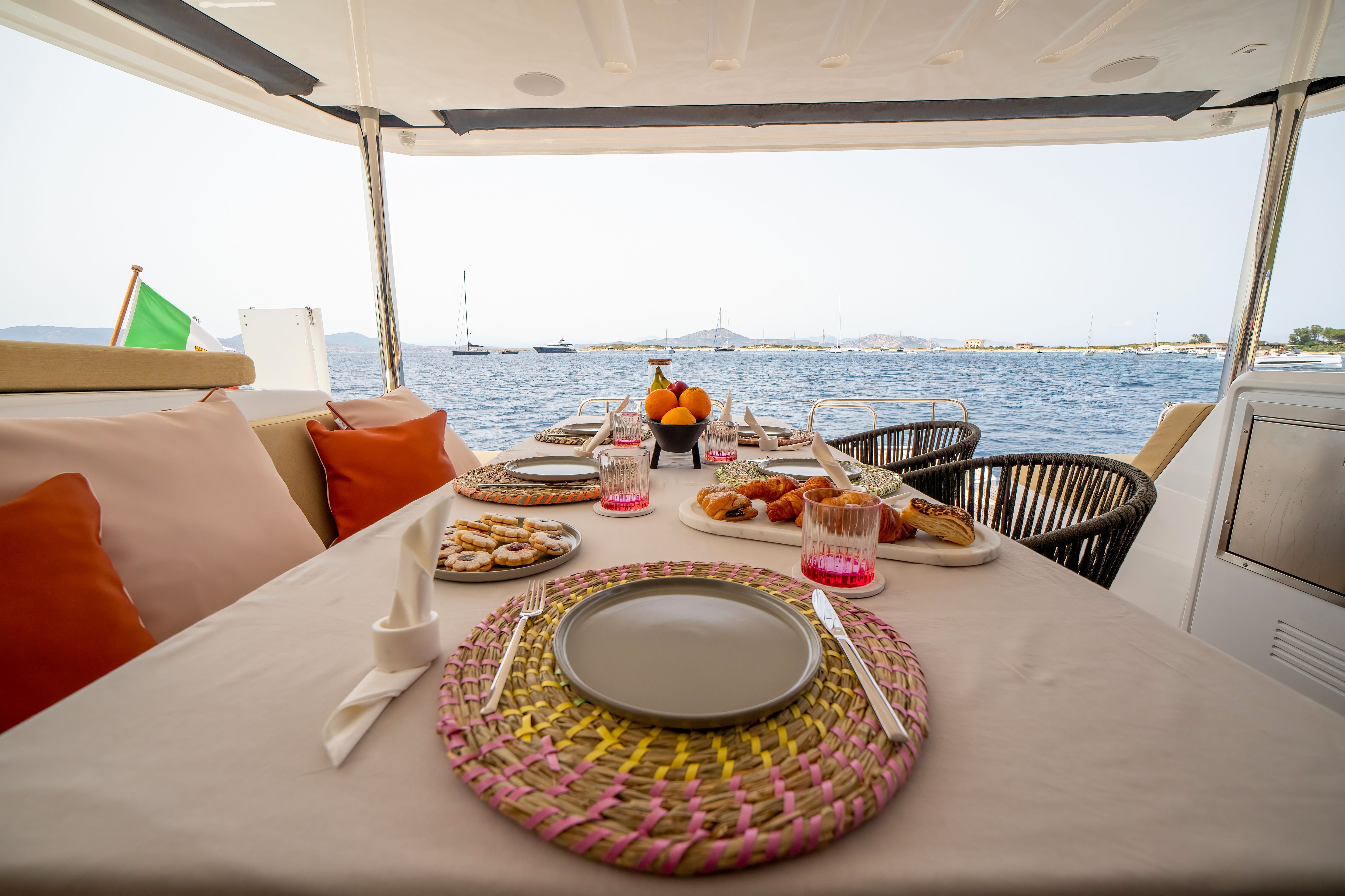 Lagoon 55 | Strafico