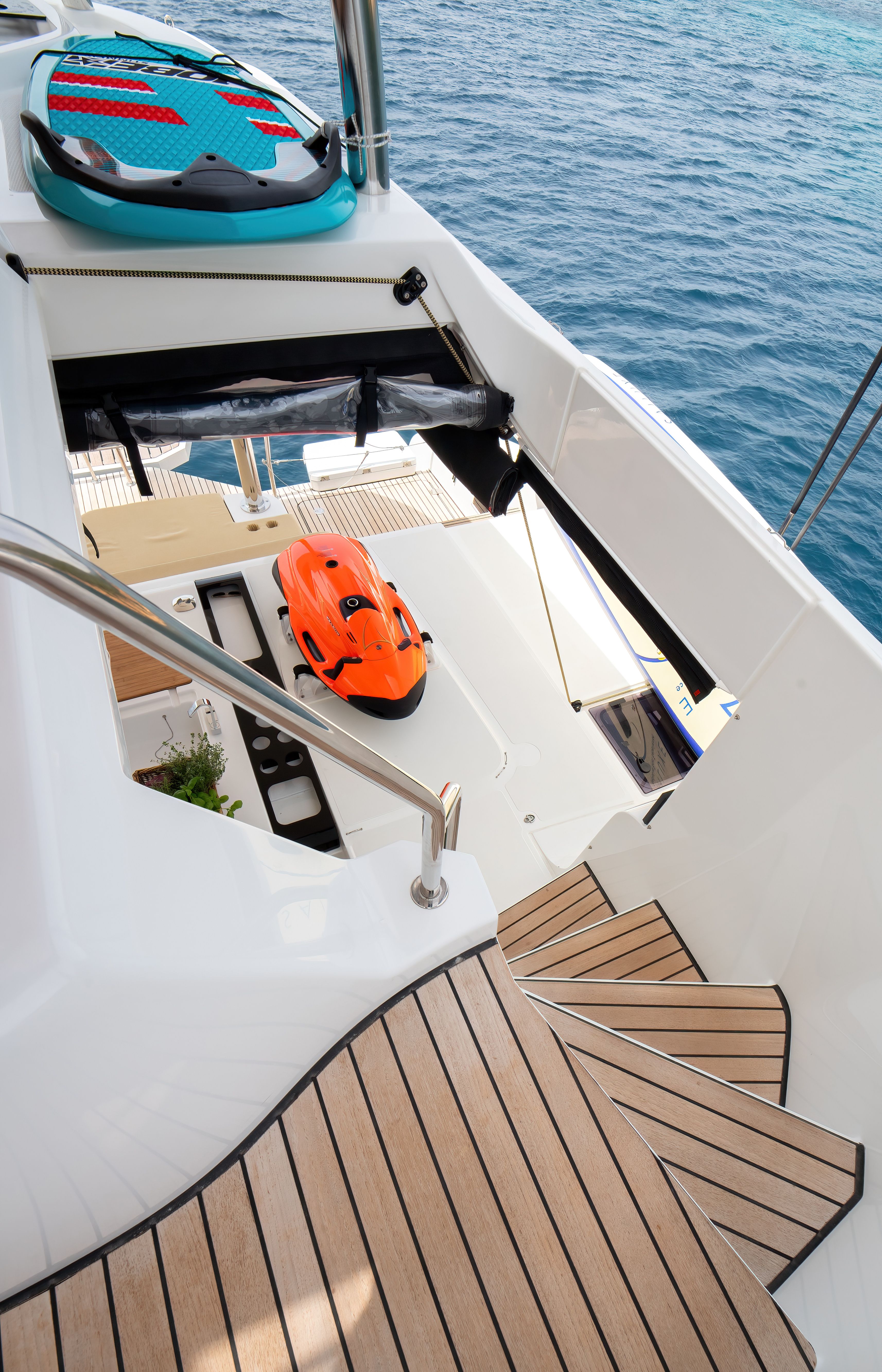 Lagoon 55 | Strafico