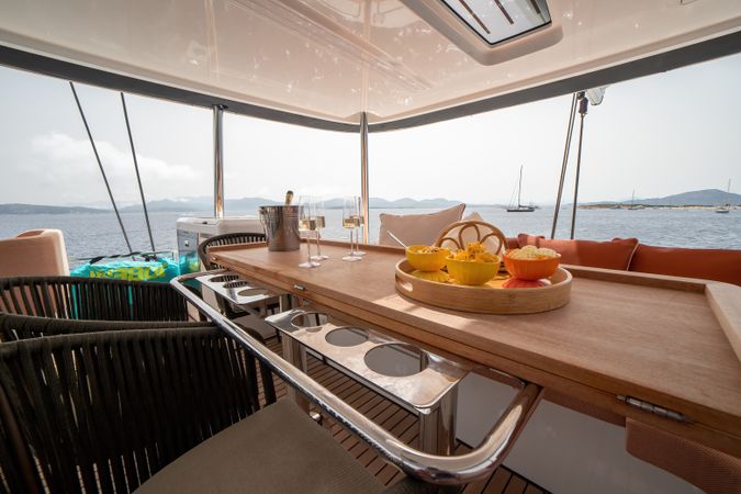 Lagoon 55 | Strafico