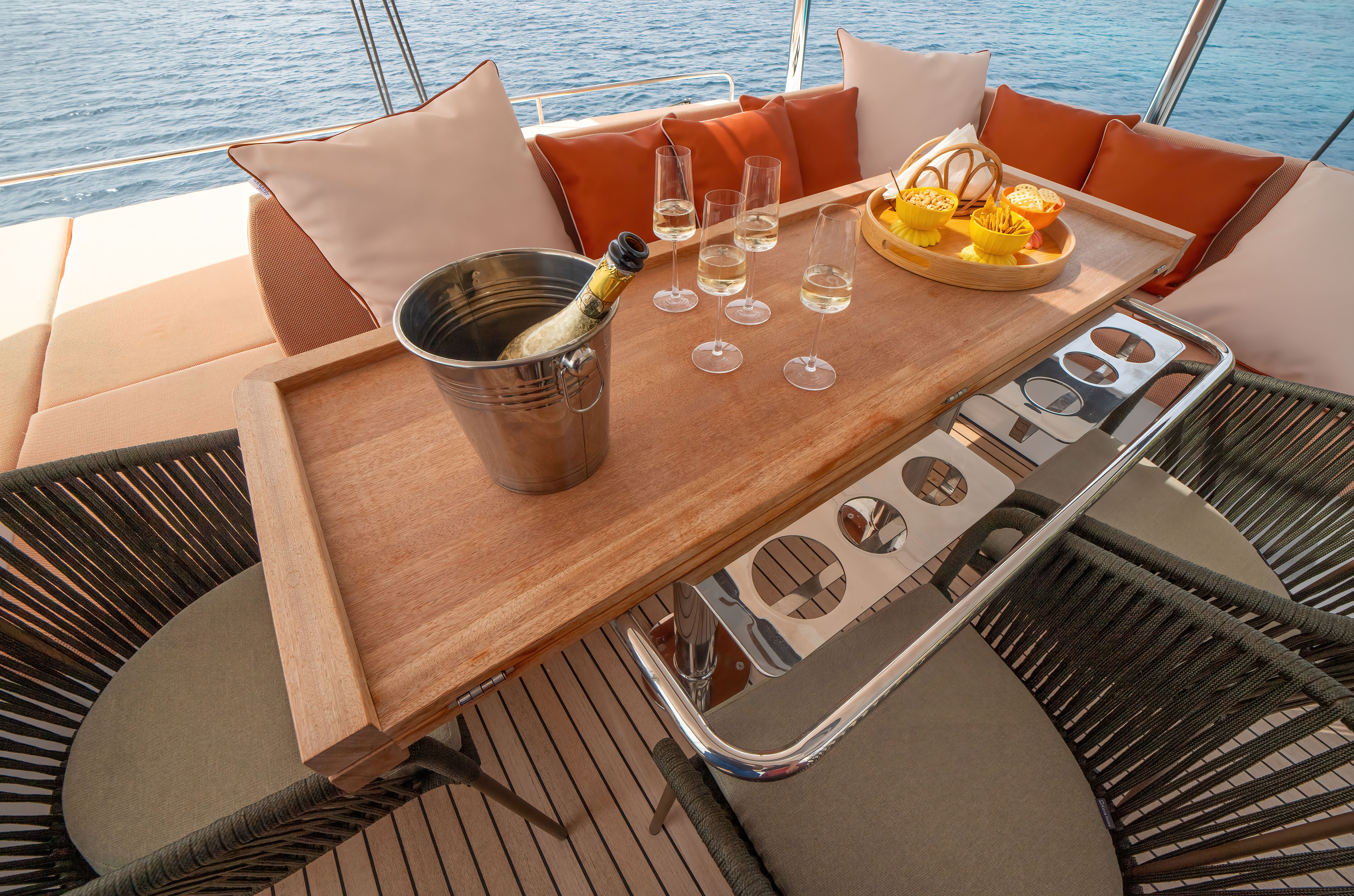 Lagoon 55 | Strafico