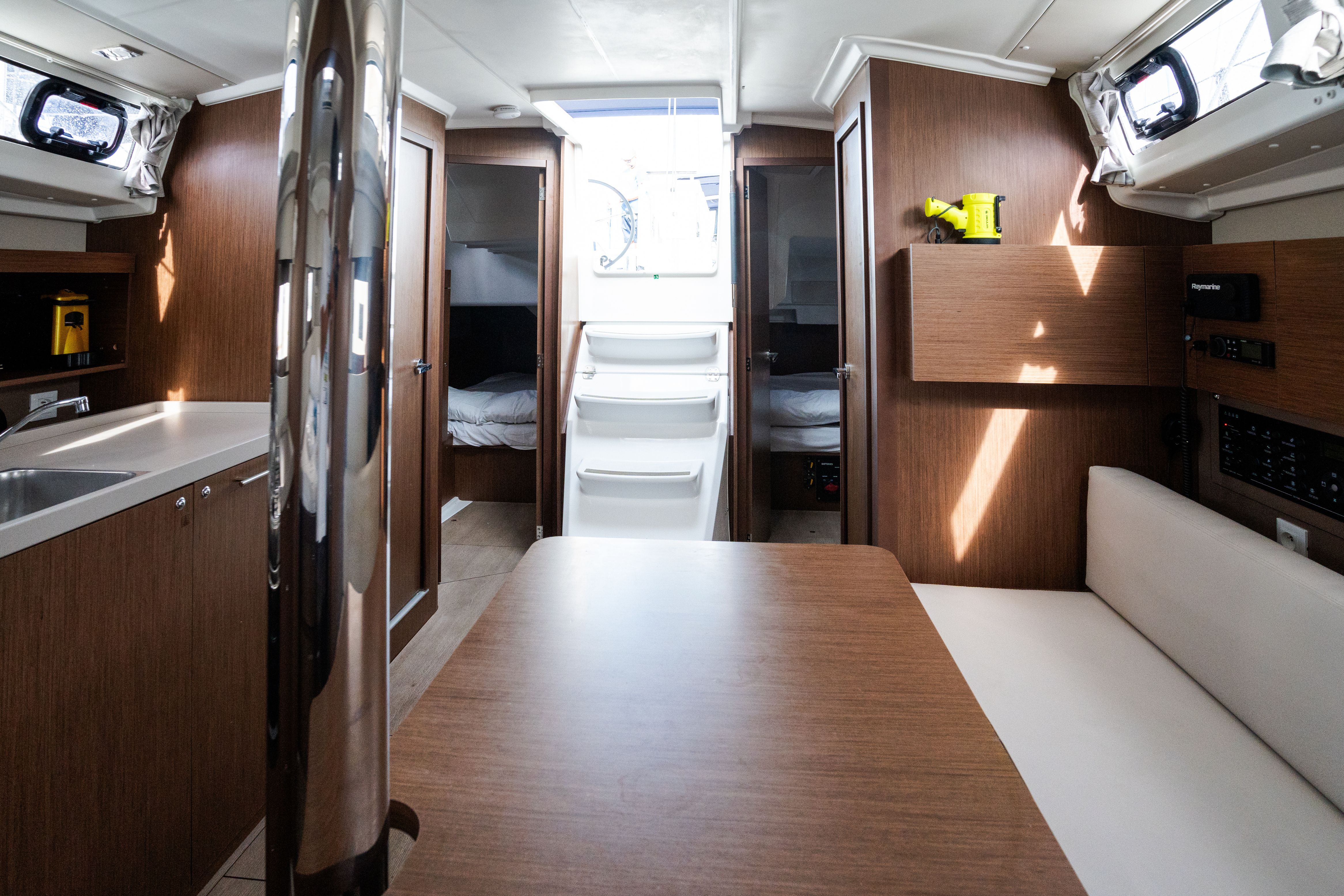 Beneteau Oceanis 38.1 | Meli