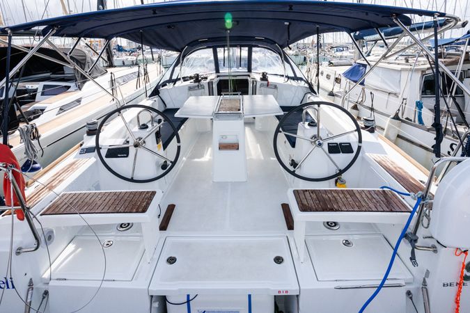 Beneteau Oceanis 38.1 | Meli