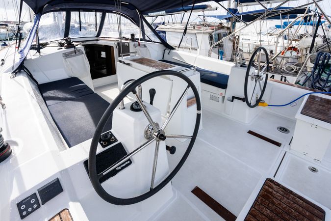 Beneteau Oceanis 38.1 | Meli
