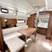 Beneteau Oceanis 38.1 | Dancefloor