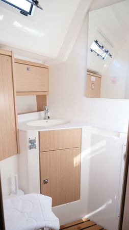 Bavaria Cruiser 46 | Adina