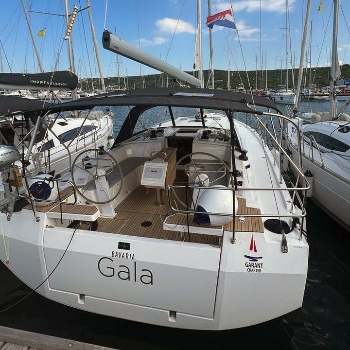 Bavaria C42 | Gala