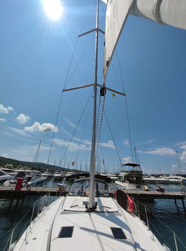 Bavaria C42 | Gala