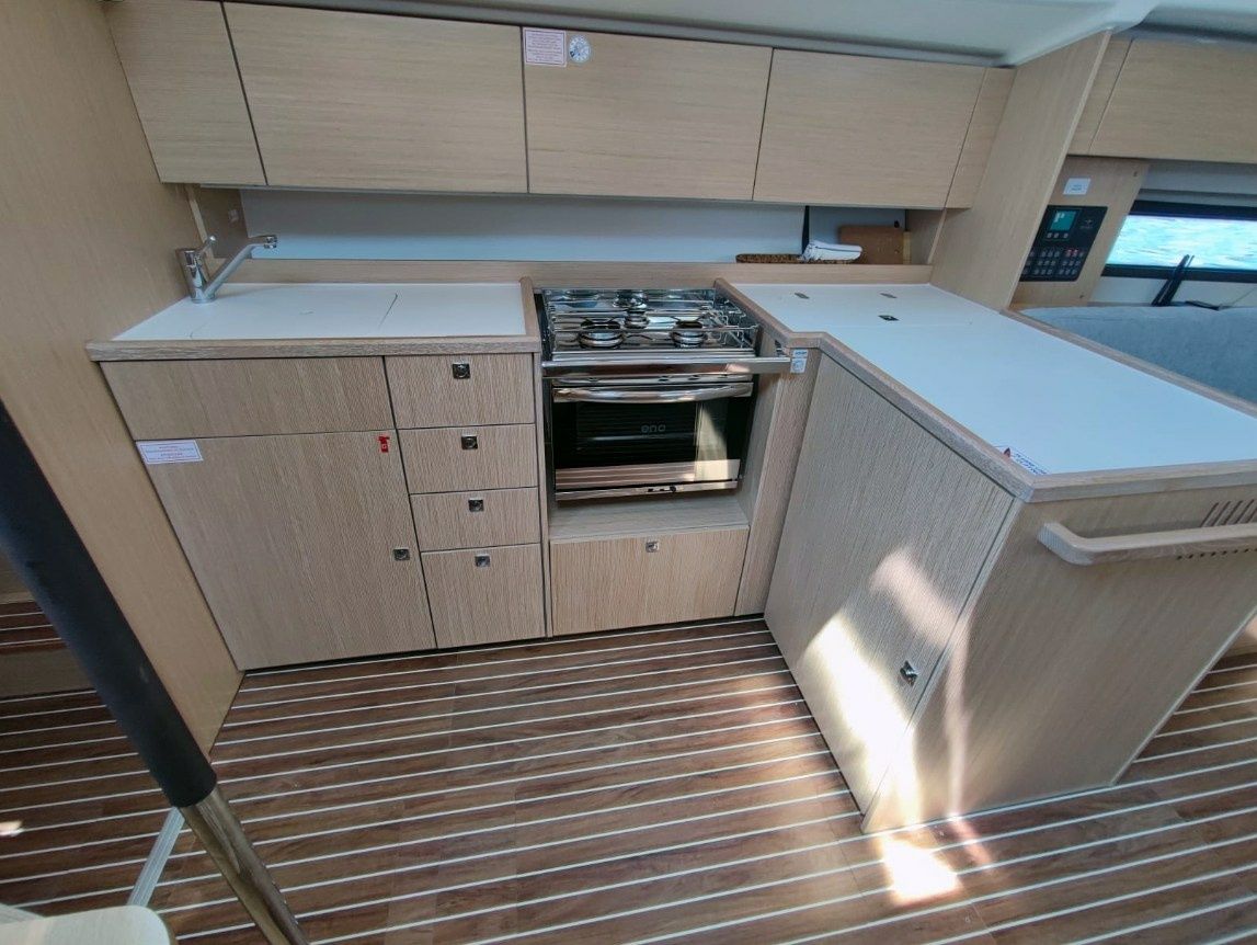 Bavaria C42 | Gala
