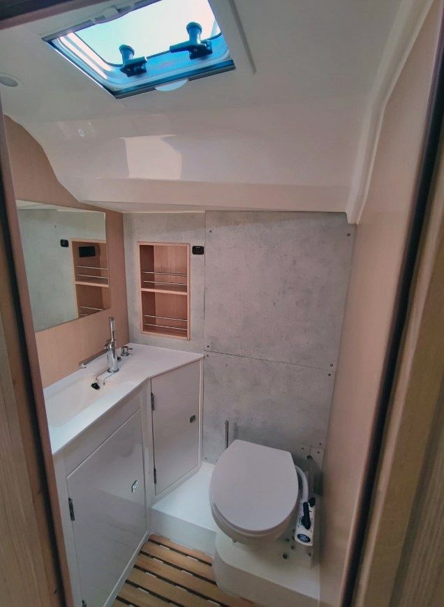 Bavaria C42 | Gala