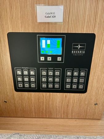 Bavaria C42 | Gala