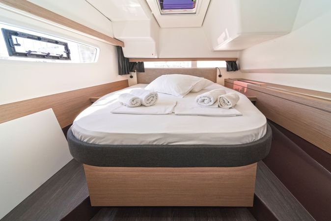 Fountaine Pajot Isla 40 | Aifos