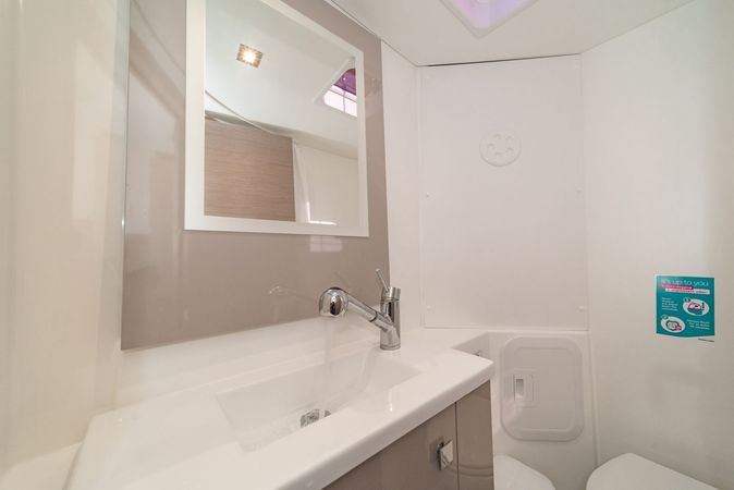 Fountaine Pajot Isla 40 | Aifos