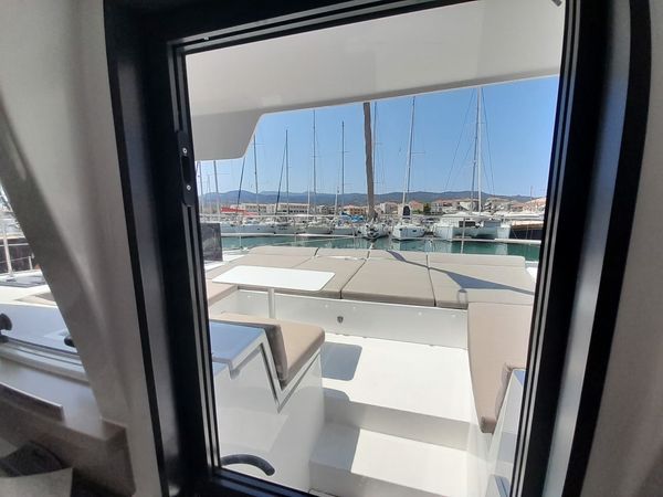 Bali 4.4 | Blue Diamond