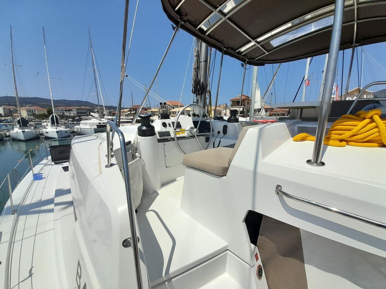 Bali 4.4 | Blue Diamond