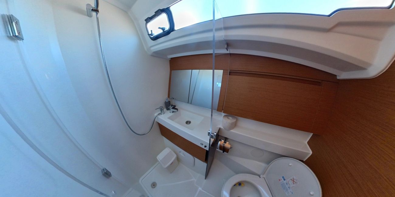 Jeanneau Sun Odyssey 410 | Kingfisher