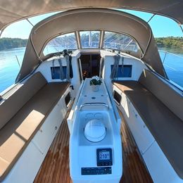 Jeanneau Sun Odyssey 410 | Kingfisher