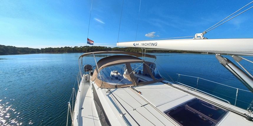 Jeanneau Sun Odyssey 410 | Kingfisher