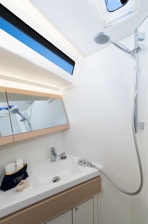 Lagoon 46 | Uncharted