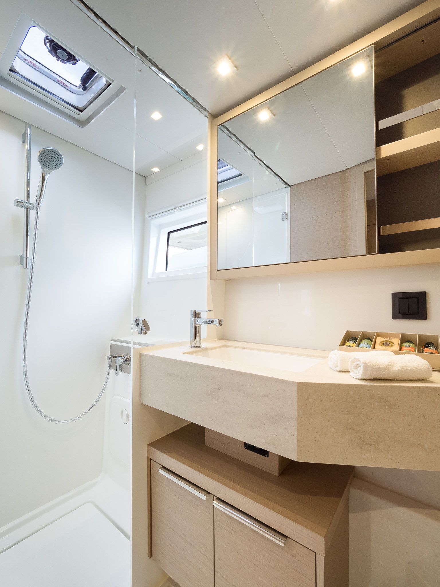 Lagoon 46 | Uncharted