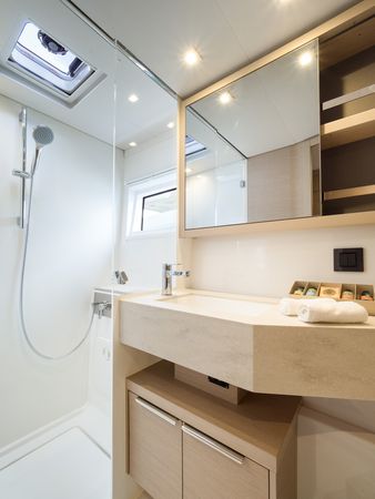 Lagoon 46 | Uncharted