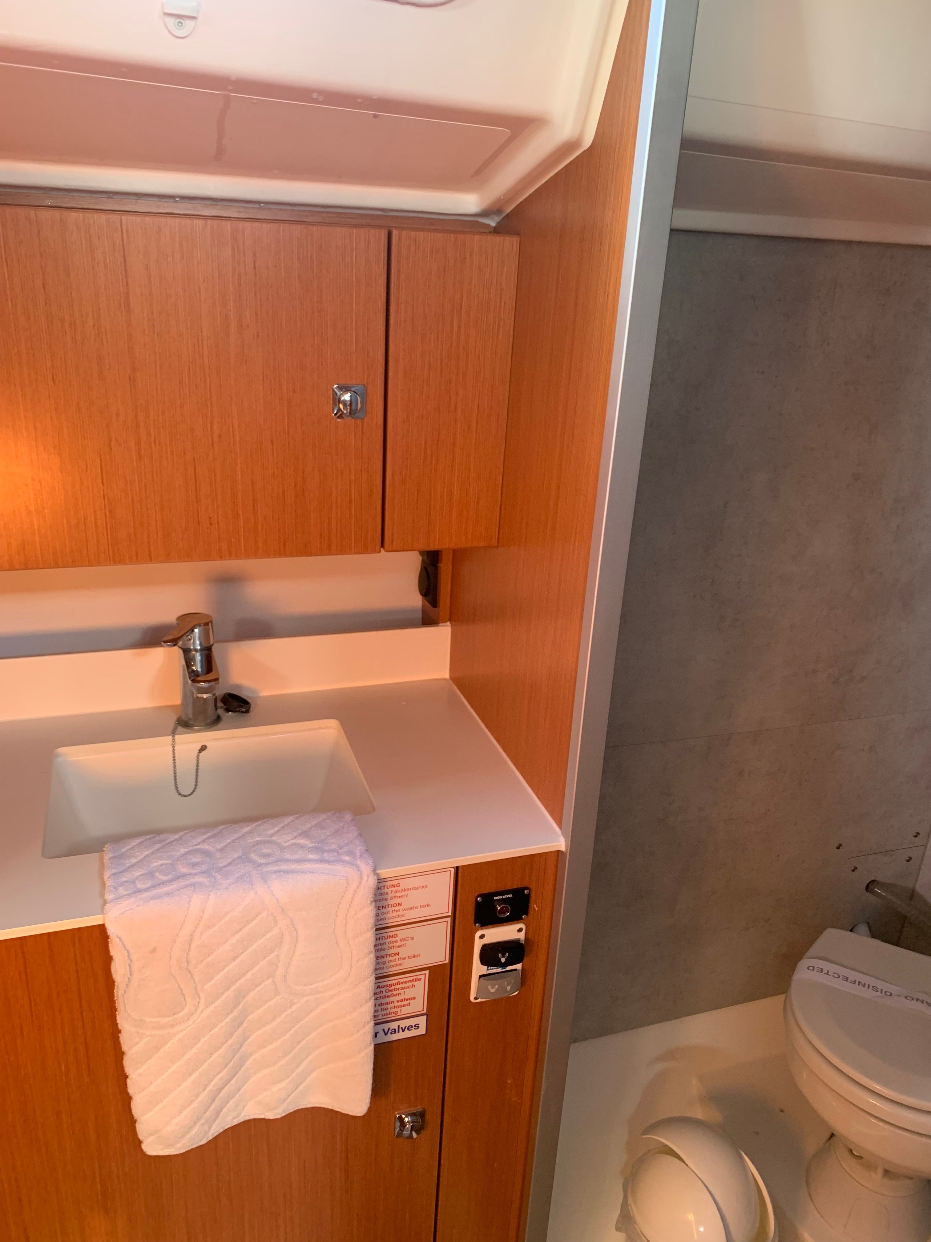 Bavaria C42 | Quick Point