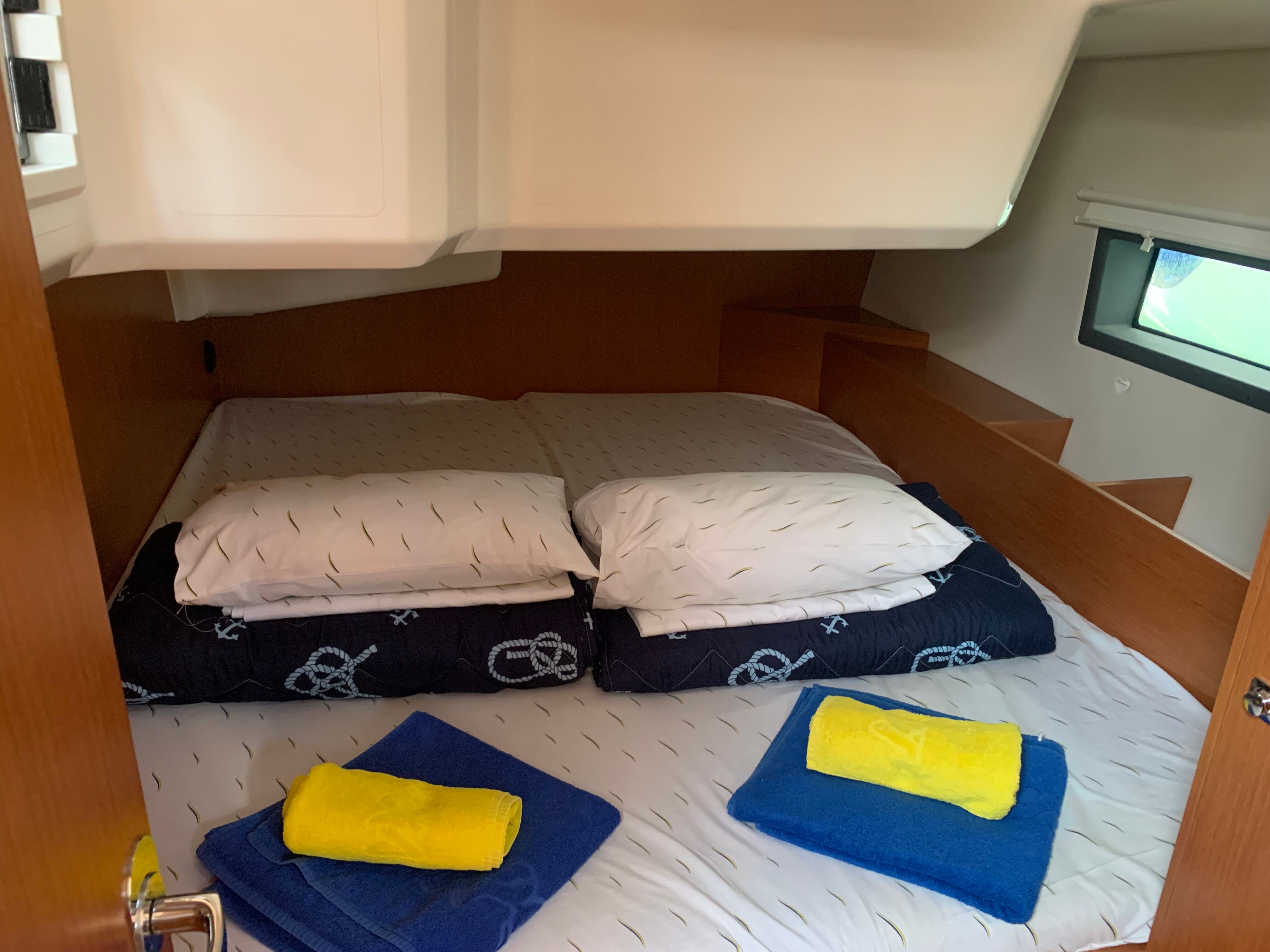 Bavaria C42 | Quick Point