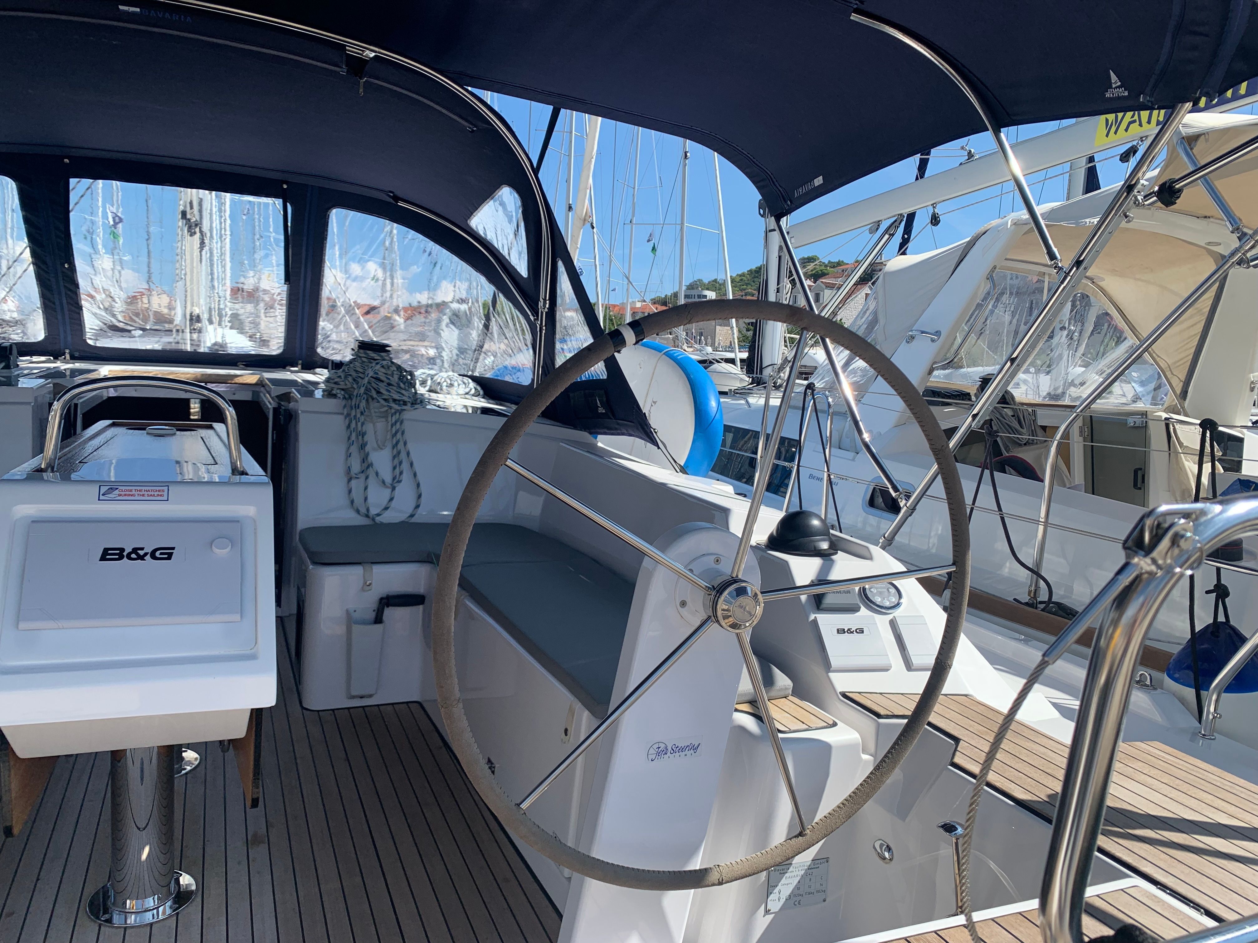 Bavaria C42 | Quick Point