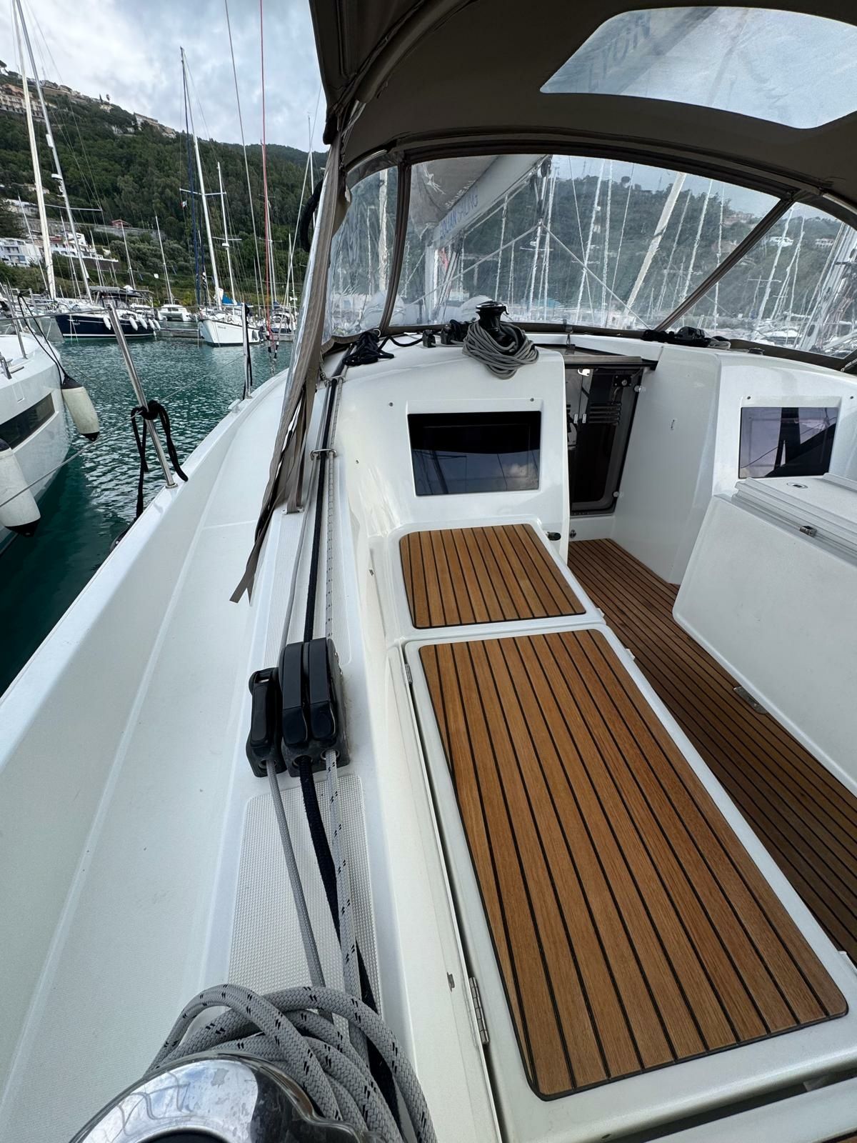 Jeanneau Sun Odyssey 410 | Lyon
