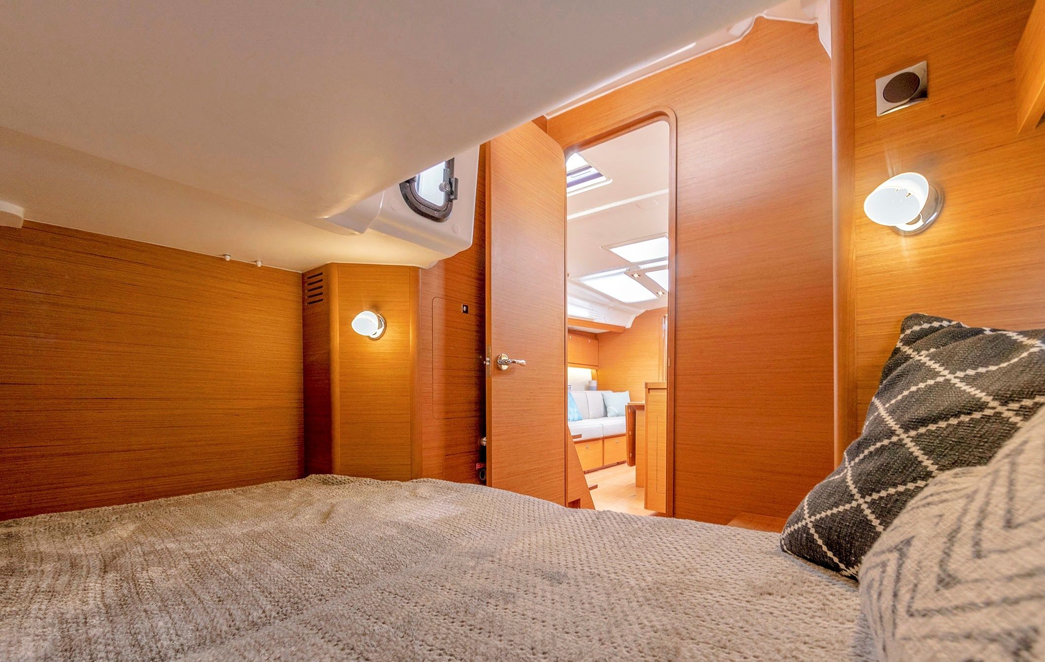 Dufour 390 | Maybe Tomorrow