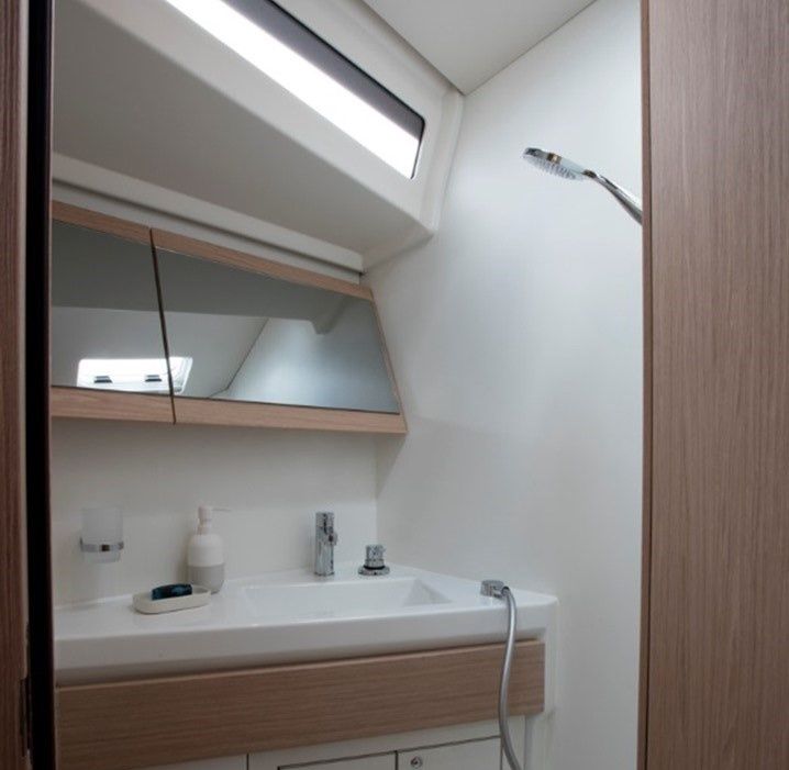 Beneteau Oceanis 46.1 | Jacob