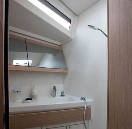 Beneteau Oceanis 46.1 | Jacob