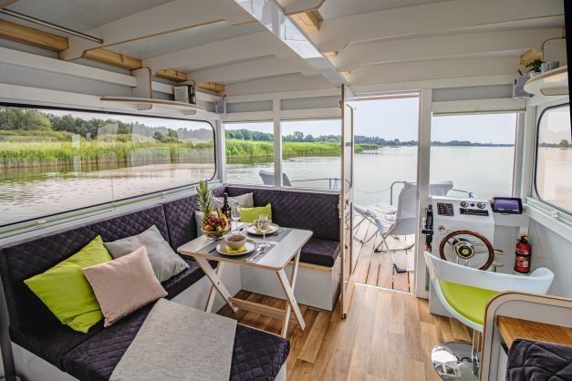 Rollyboot 8.2 | Bernd das Boot 1