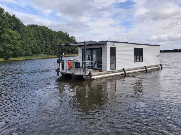 vonAnker Houseboat | Koika