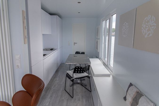 vonAnker Houseboat | Koika
