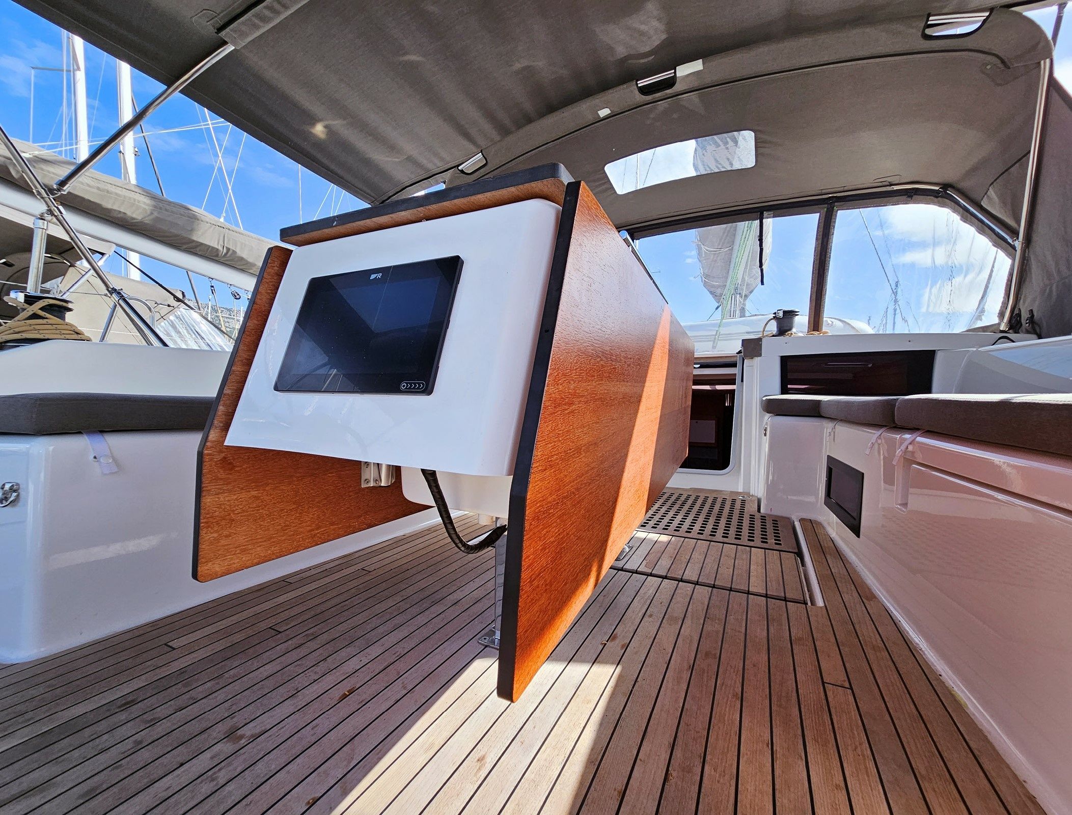 Dufour 530 | Rondo
