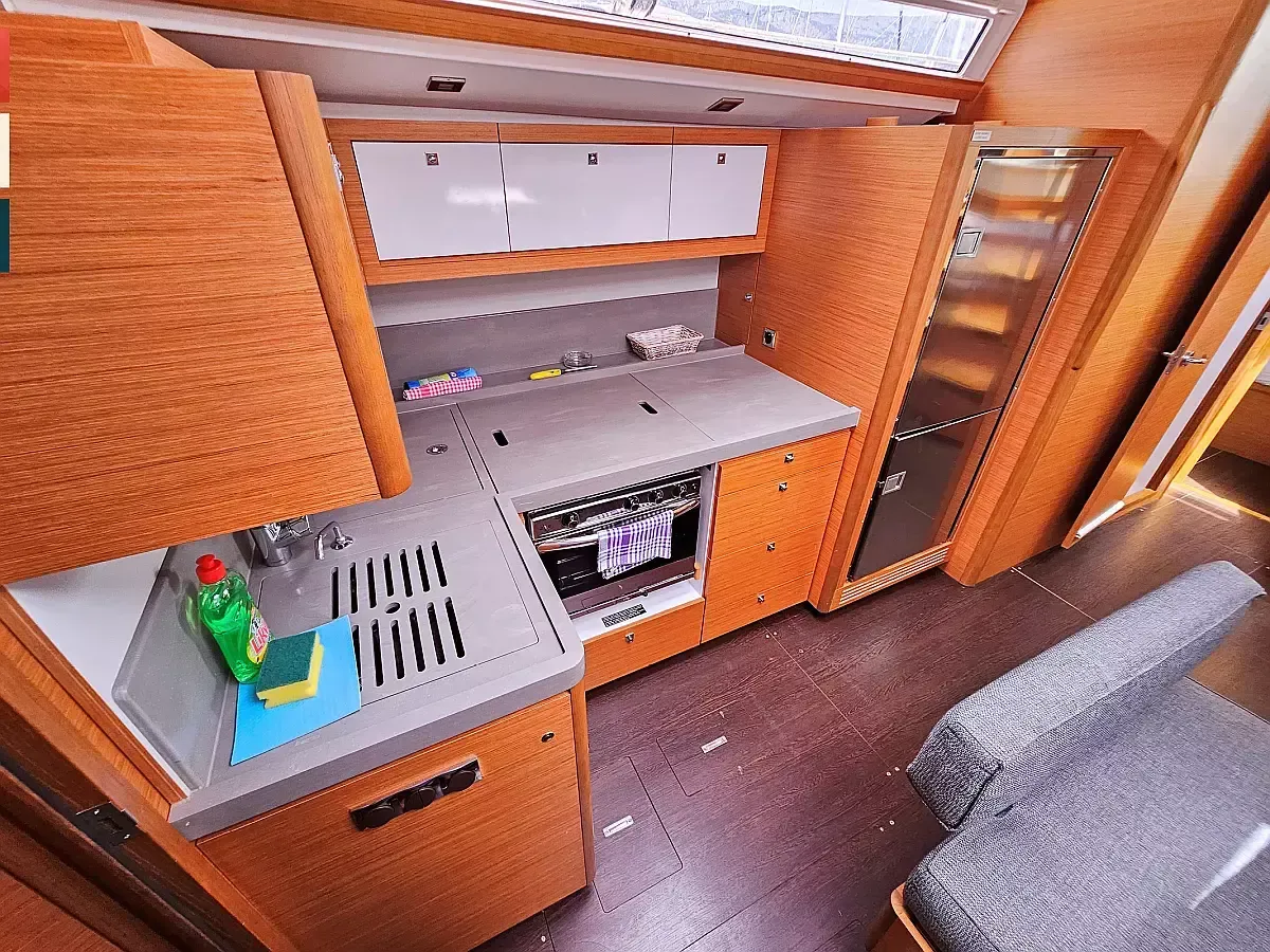 Dufour 470 | Pavana