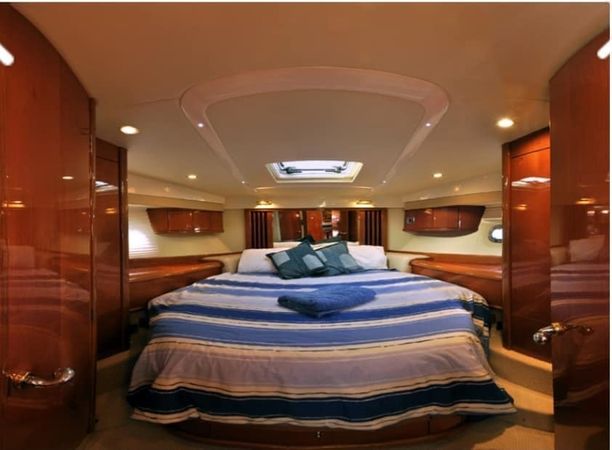 Sealine S48 | Monica