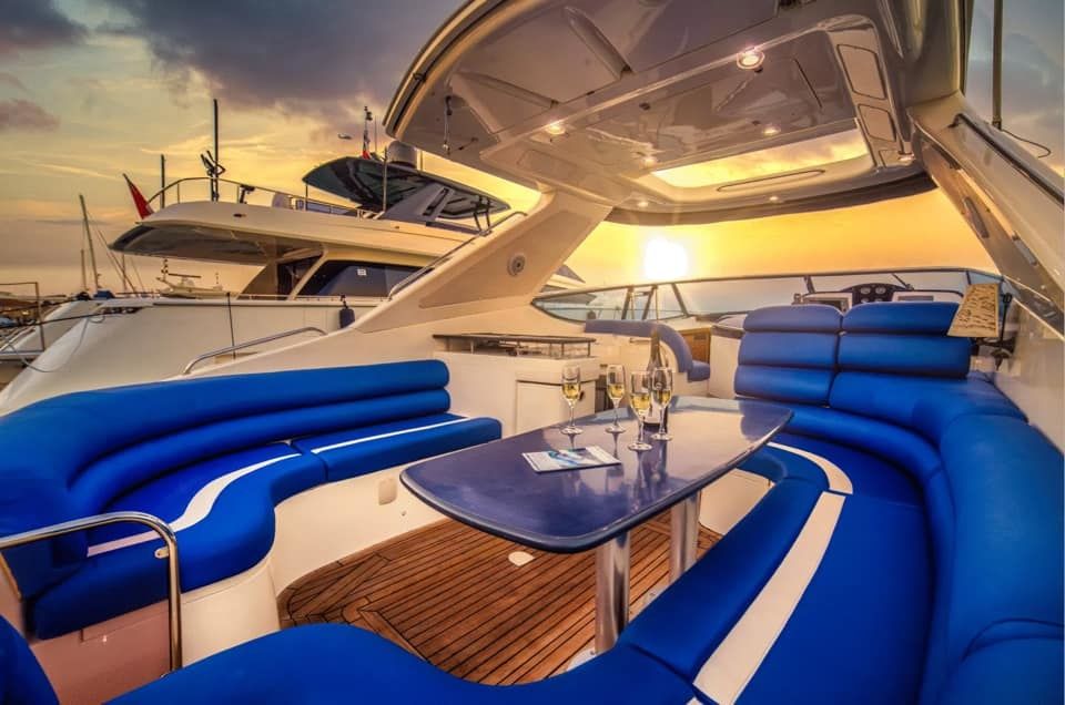 Sealine S48 | Monica