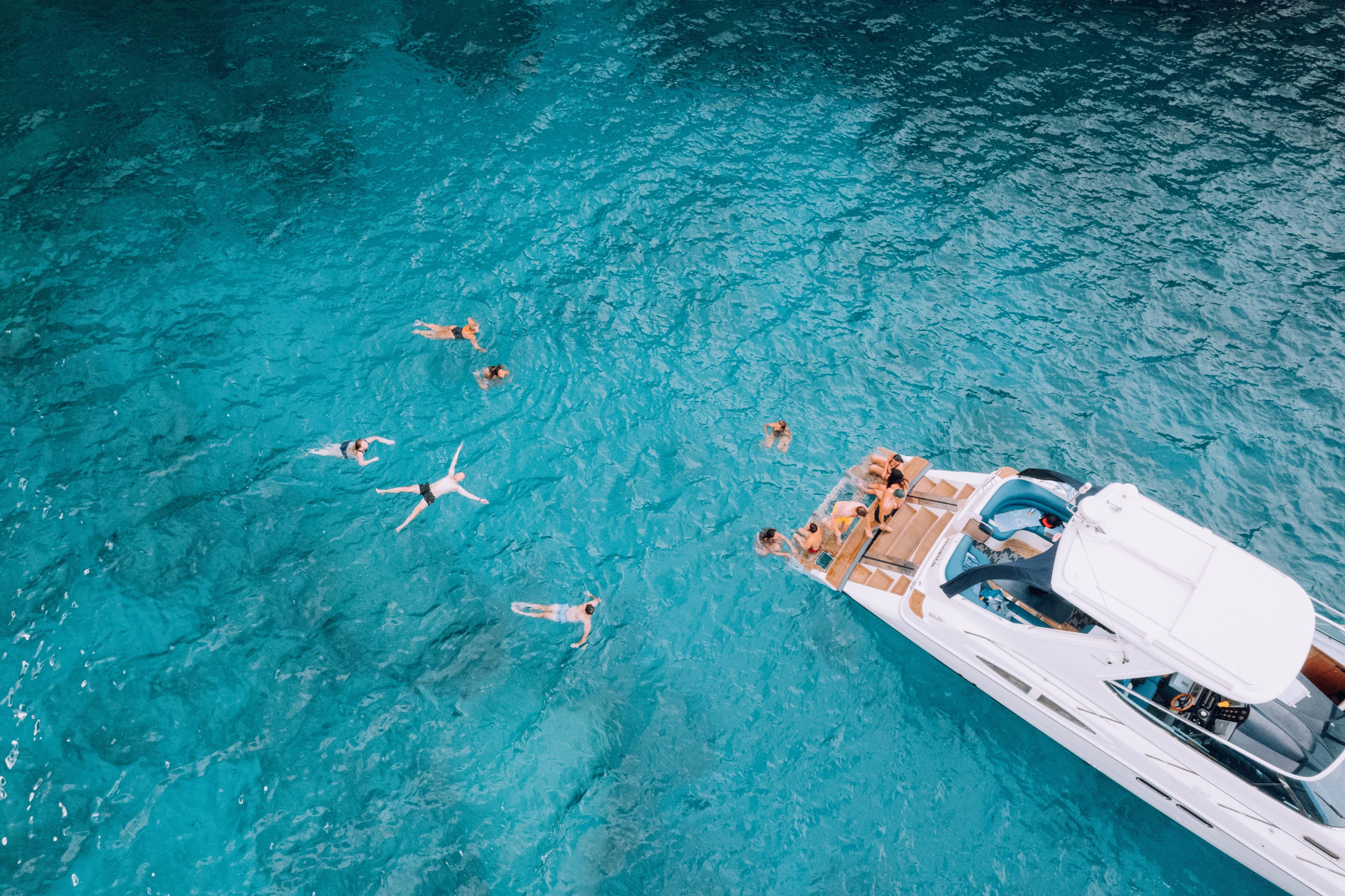 Sealine S48 | Monica