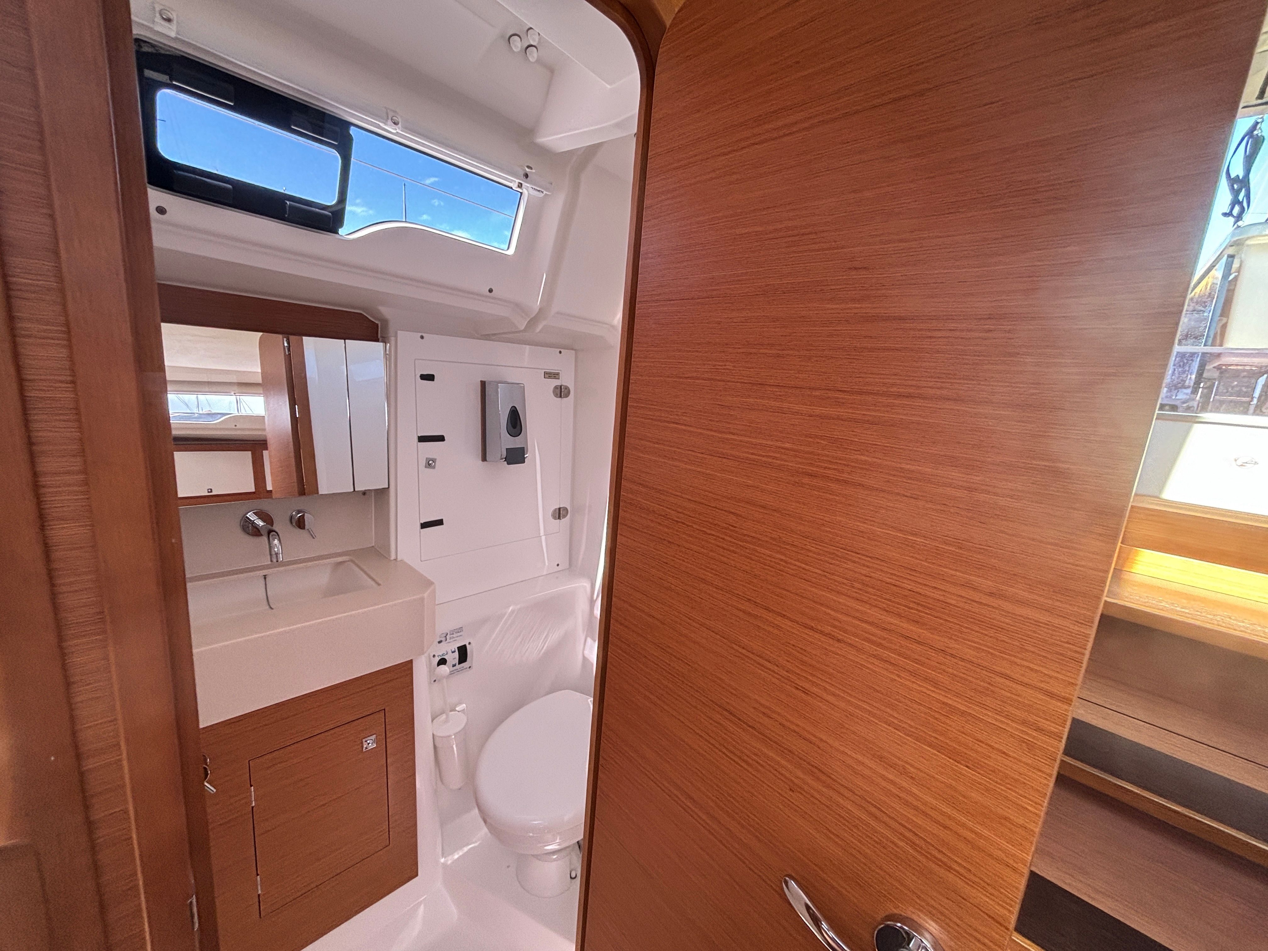 Dufour 37 | Polygala