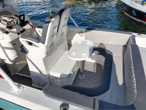 Marlin 33 | Pelican 2