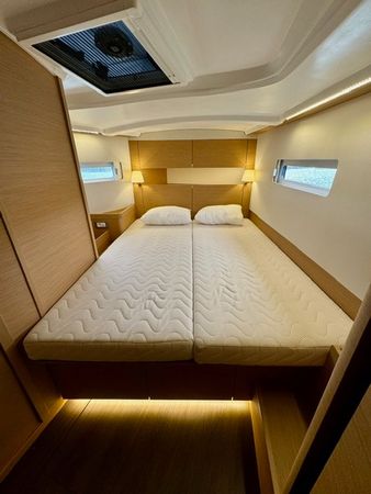 Jeanneau Sun Odyssey 410 | Lucia