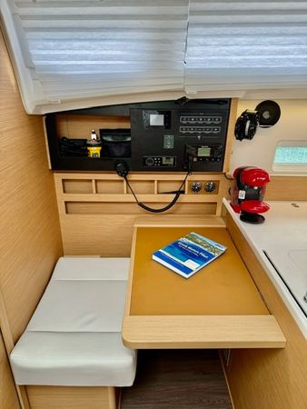 Jeanneau Sun Odyssey 410 | Lucia