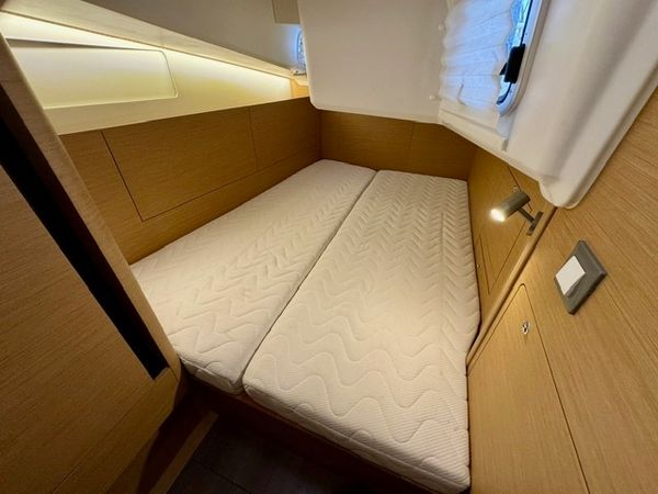 Jeanneau Sun Odyssey 410 | Lucia