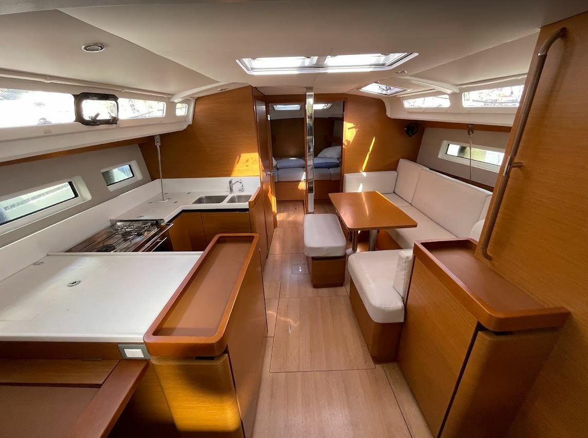 Jeanneau Sun Odyssey 440 | Ikalos