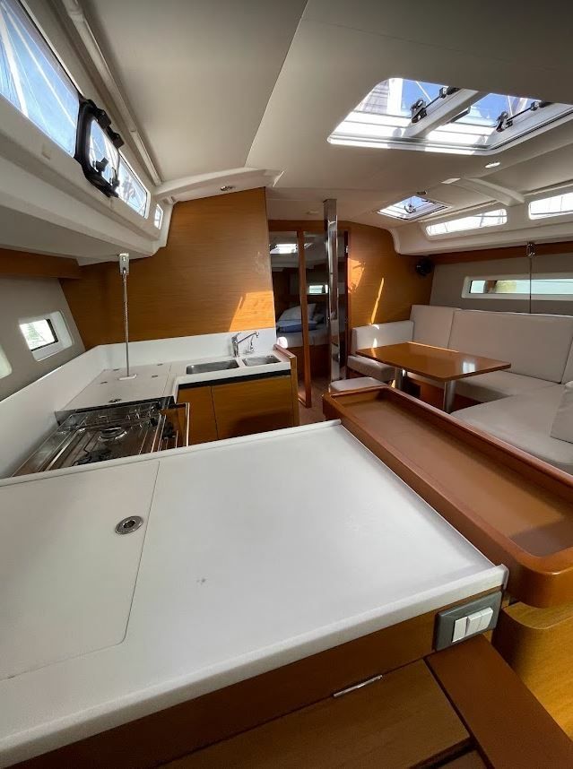 Jeanneau Sun Odyssey 440 | Ikalos