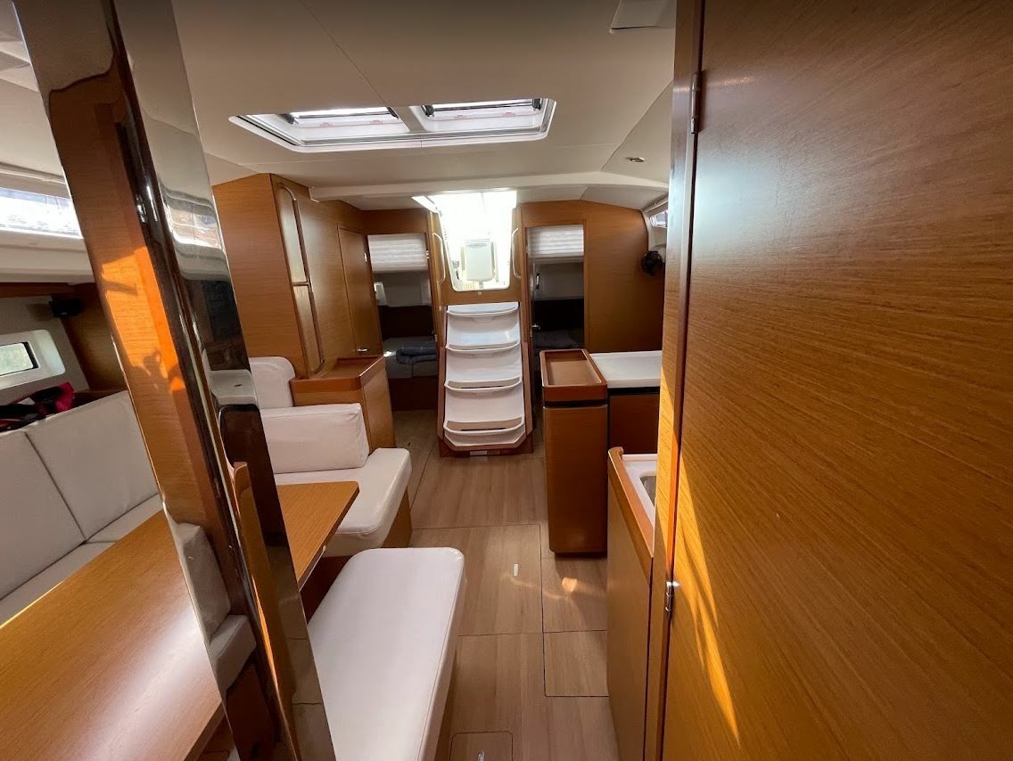 Jeanneau Sun Odyssey 440 | Ikalos