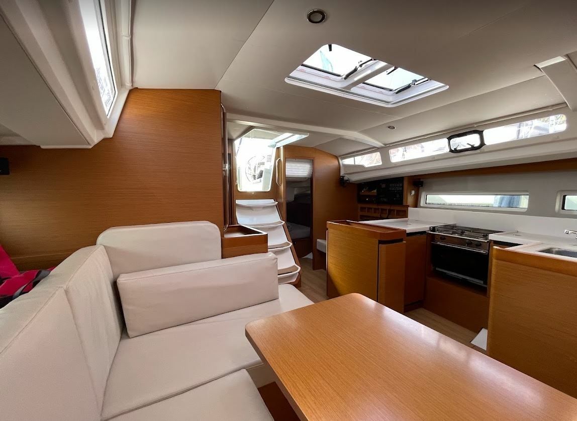 Jeanneau Sun Odyssey 440 | Ikalos
