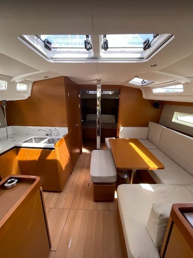 Jeanneau Sun Odyssey 440 | Ikalos